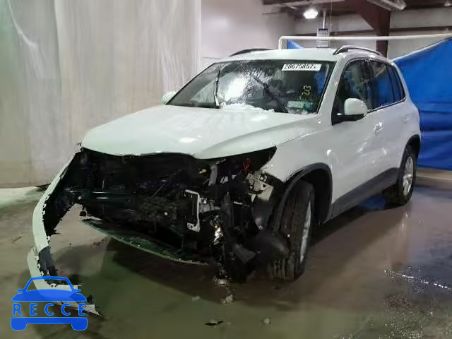 2017 VOLKSWAGEN TIGUAN S WVGBV7AX5HK000831 image 1