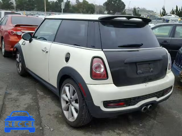 2011 MINI COOPER S WMWSV3C56BTY25008 image 2