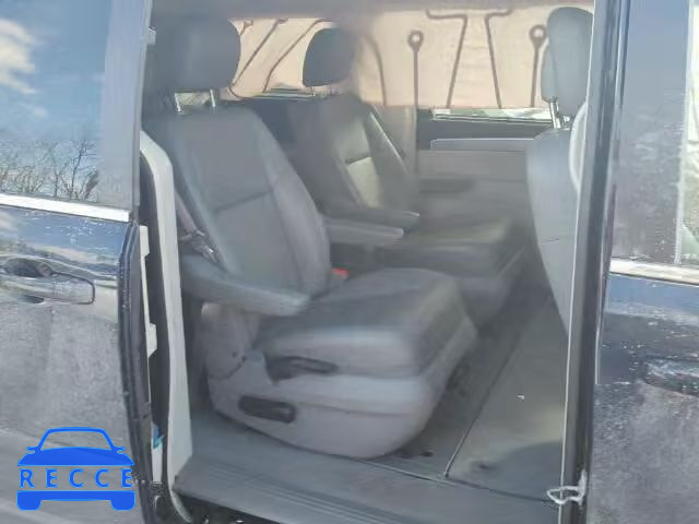 2012 VOLKSWAGEN ROUTAN SE 2C4RVABG4CR393794 зображення 5