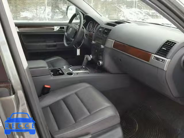 2010 VOLKSWAGEN TOUAREG TD WVGFK7A91AD003747 зображення 4