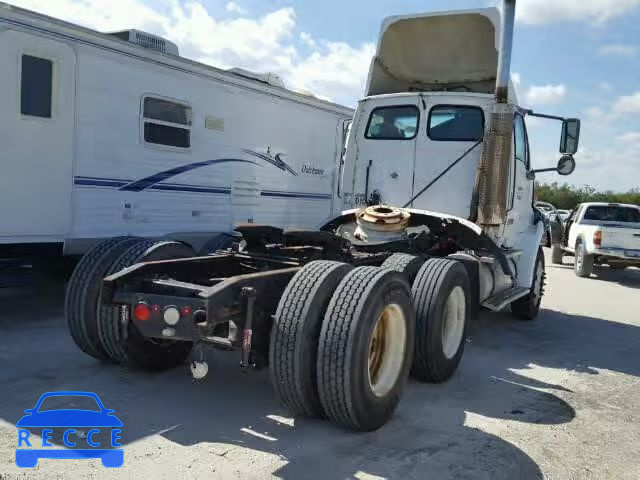 2000 STERLING TRUCK AT9500 2FWYHWEB7YAG45725 Bild 3