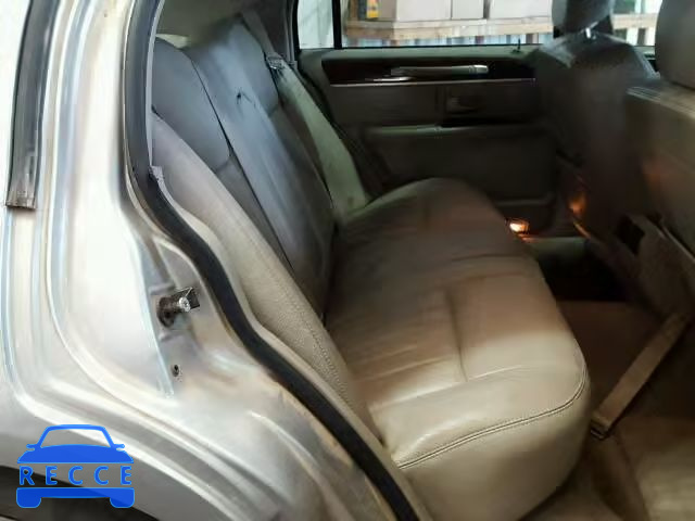 2007 LINCOLN TOWN CAR S 1LNHM81V17Y620105 зображення 5