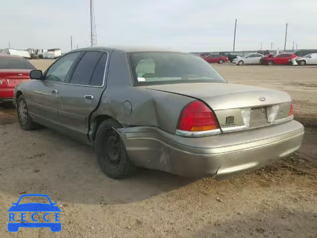 1999 FORD CROWN VICT 2FAFP73W3XX231541 image 2