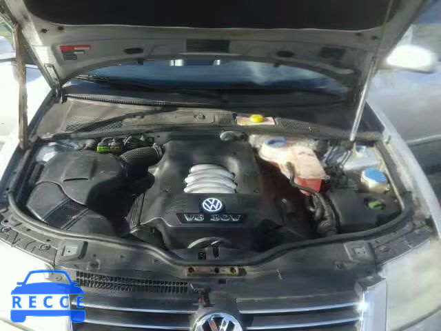 2002 VOLKSWAGEN PASSAT GLX WVWWH63B82E059290 image 6