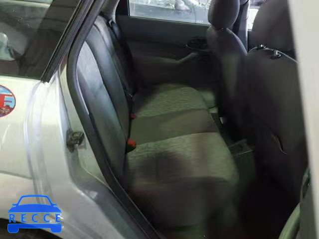 2005 FORD FOCUS ZXW 1FAFP36N25W307660 image 5
