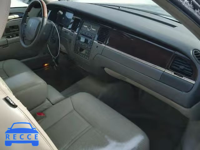 2011 LINCOLN TOWN CAR S 2LNBL8CV3BX758016 зображення 4