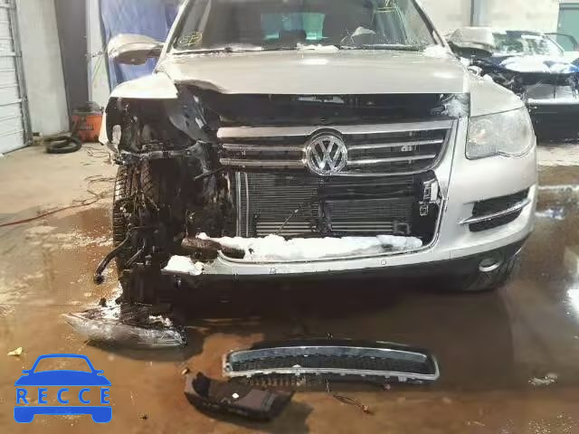 2008 VOLKSWAGEN TOUAREG 2 WVGCB77L28D034456 image 8