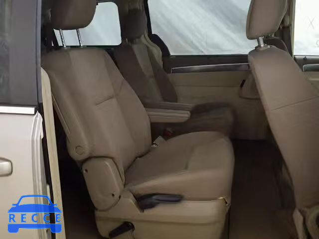 2009 VOLKSWAGEN ROUTAN SE 2V8HW34119R582154 image 5