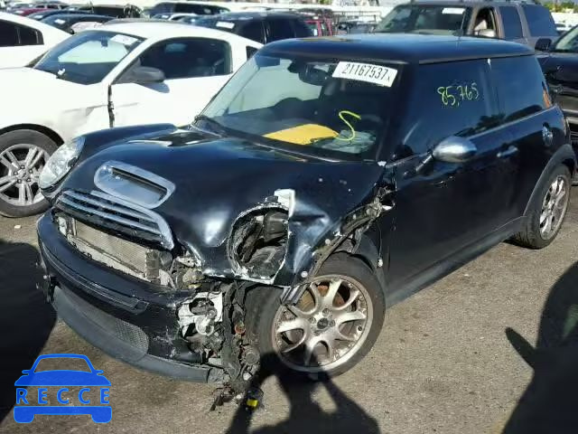 2006 MINI COOPER S WMWRE335X6TJ48341 image 1