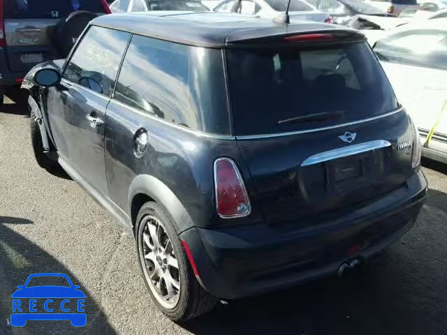 2006 MINI COOPER S WMWRE335X6TJ48341 image 2