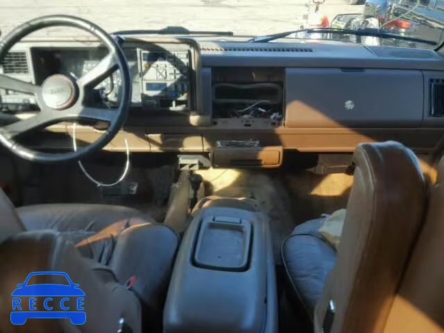 1993 GMC K1500 SUBU 1GDFK16K9PJ735451 Bild 8