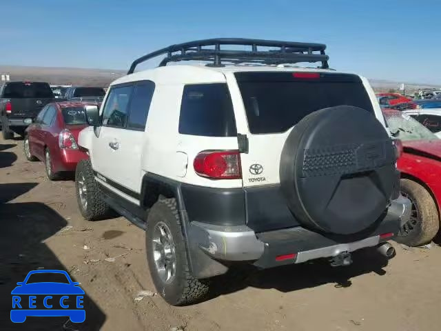 2011 TOYOTA FJ CRUISER JTEBU4BF2BK110282 image 2