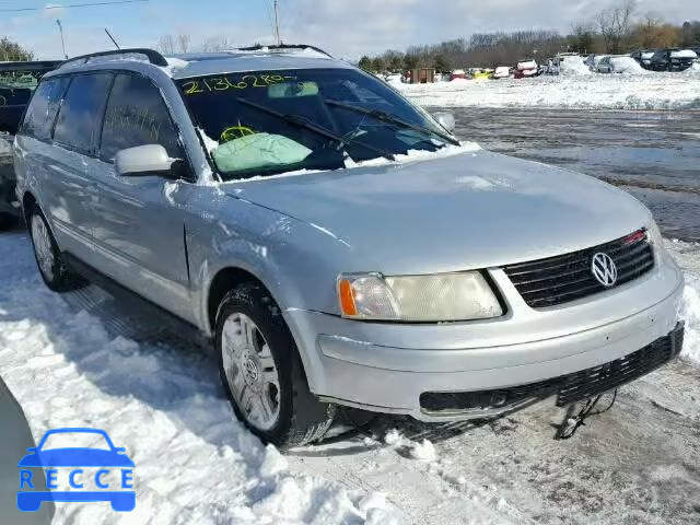 2000 VOLKSWAGEN PASSAT GLX WVWWH23B8YE318832 Bild 0