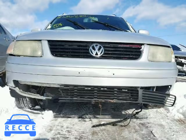 2000 VOLKSWAGEN PASSAT GLX WVWWH23B8YE318832 image 8