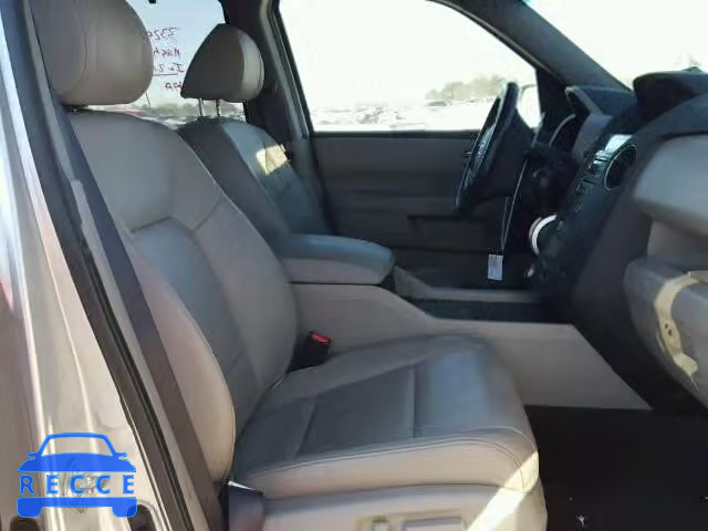 2011 HONDA PILOT TOUR 5FNYF3H93BB019748 image 4