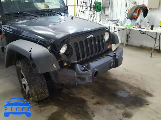 2007 JEEP WRANGLER X 1J4FA24197L135213 image 8