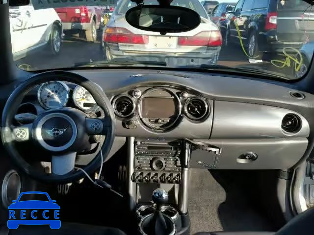 2005 MINI COOPER S WMWRE33415TD95899 image 8