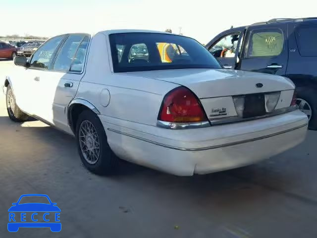 2002 FORD CROWN VICT 2FAFP73W82X145988 image 2