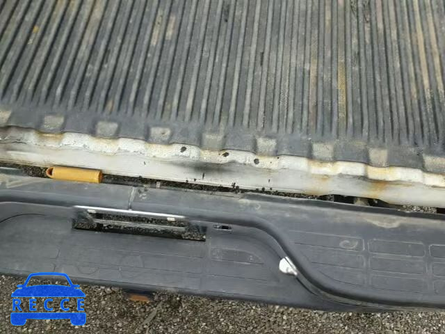 2002 GMC SIERRA K15 1GTEK14V02Z282408 image 5
