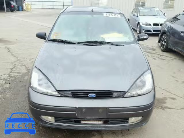 2004 FORD FOCUS ZX3 3FAHP31Z24R107043 image 8