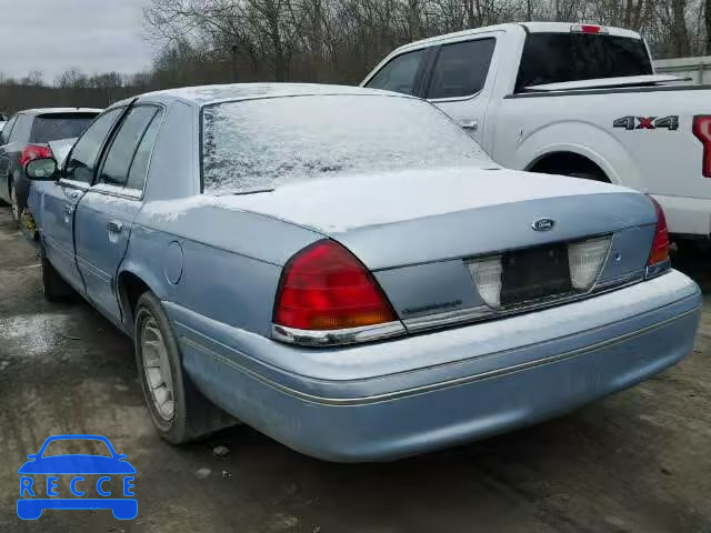 2002 FORD CROWN VICT 2FAFP74W62X103947 image 2