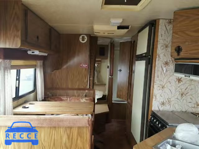 1984 CHEVROLET P30 1GBKP37W3E3306362 image 4