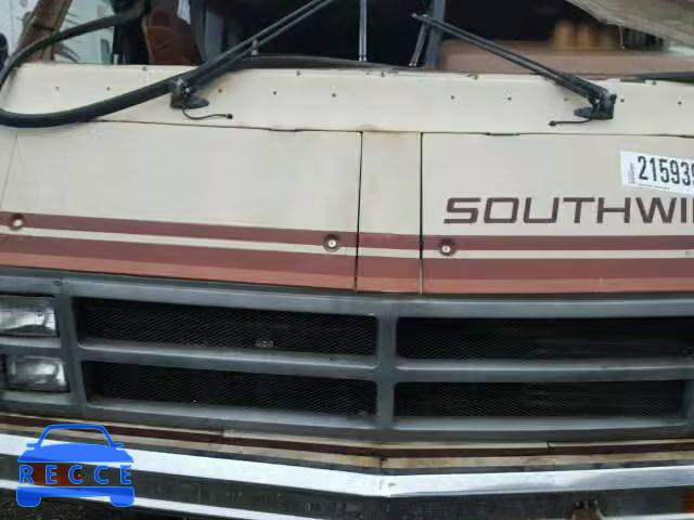 1984 CHEVROLET P30 1GBKP37W3E3306362 image 6