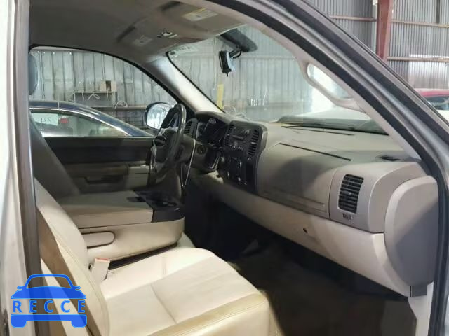 2010 GMC SIERRA K15 1GTSKVE37AZ228741 image 4