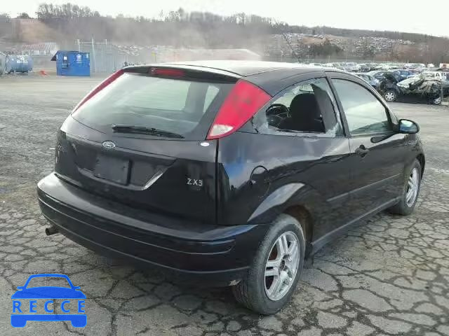 2000 FORD FOCUS ZX3 3FAFP3138YR202876 image 3