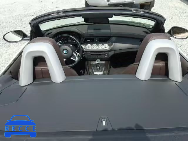 2012 BMW Z4 3.0 SDR WBALL5C57CJ103341 Bild 8
