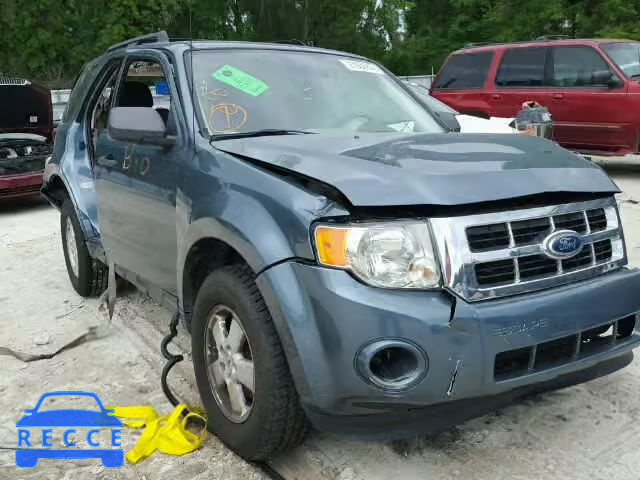 2010 FORD ESCAPE XLS 1FMCU0C74AKC79352 image 0