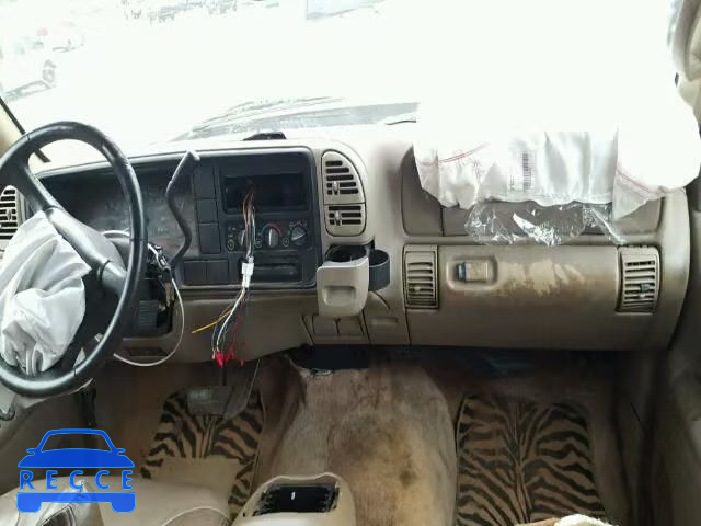 1998 GMC YUKON 1GKEC13R1WJ703983 image 8