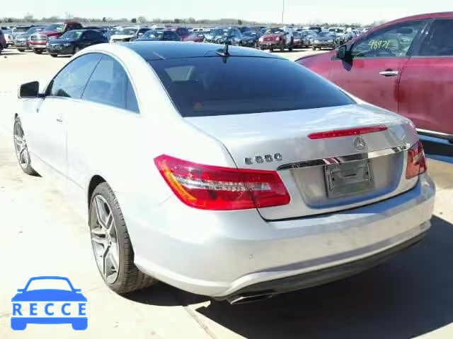 2010 MERCEDES-BENZ E550 WDDKJ7CB8AF058051 зображення 2