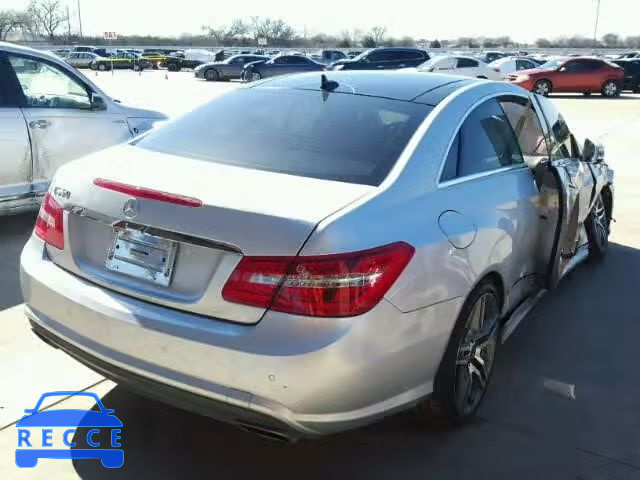 2010 MERCEDES-BENZ E550 WDDKJ7CB8AF058051 зображення 3