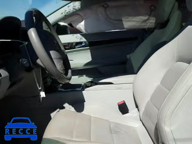 2010 MERCEDES-BENZ E550 WDDKJ7CB8AF058051 зображення 4