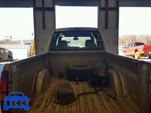 2005 GMC SIERRA K25 1GTHK29255E301726 image 5