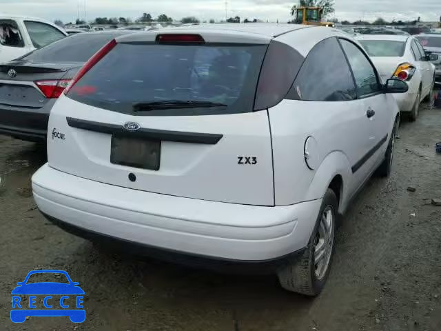 2000 FORD FOCUS ZX3 3FAFP3135YR224964 image 3