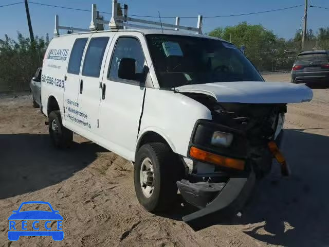 2008 CHEVROLET EXPRESS G2 1GCGG25CX81140863 image 0