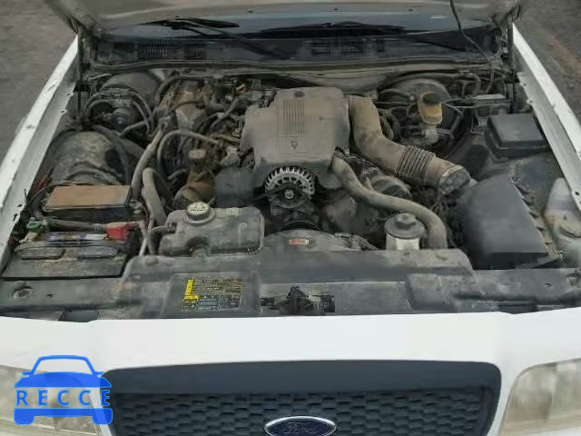 2003 FORD CROWN VIC 2FAHP71W43X179987 image 6