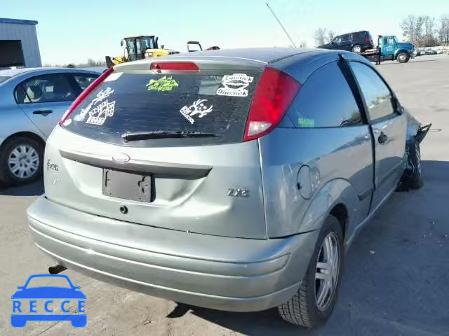 2004 FORD FOCUS ZX3 3FAHP31Z74R107099 image 3