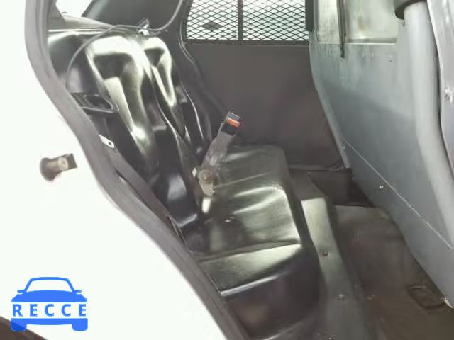 2005 FORD CROWN VIC 2FAHP71W75X174480 image 5