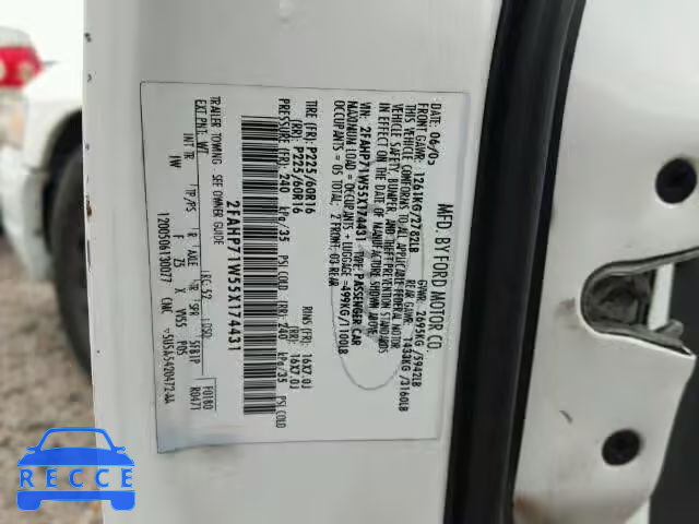 2005 FORD CROWN VIC 2FAHP71W55X174431 image 9