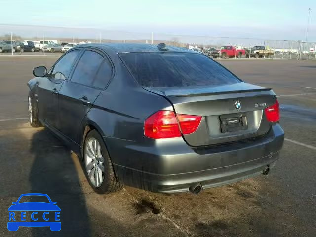 2011 BMW 335XI WBAPL5C58BA982820 Bild 2