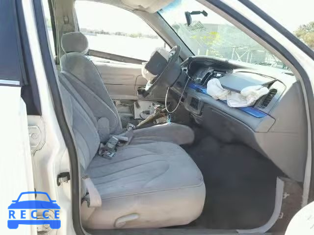 1998 FORD CROWN VICT 2FAFP73W6WX106886 image 4