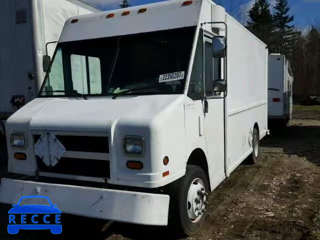 2000 FREIGHTLINER M LINE WAL 4UZA4FF48YCF80709 Bild 1