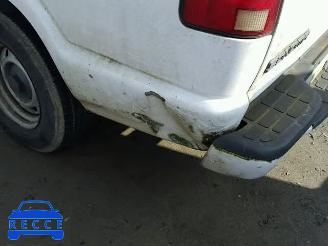 2002 GMC SONOMA 1GTCS14W628153904 image 8