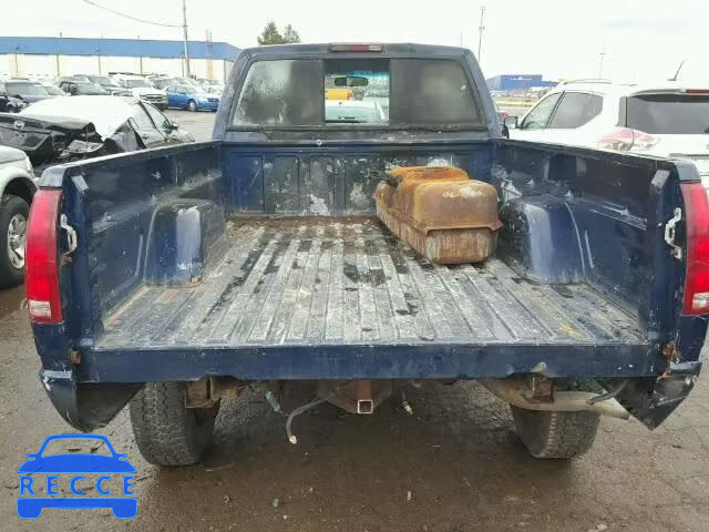 2000 GMC SIERRA K25 1GTGK24J7YF429121 image 5