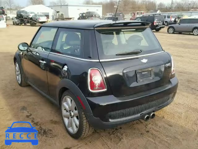 2010 MINI COOPER S WMWMF7C53ATX45886 image 2