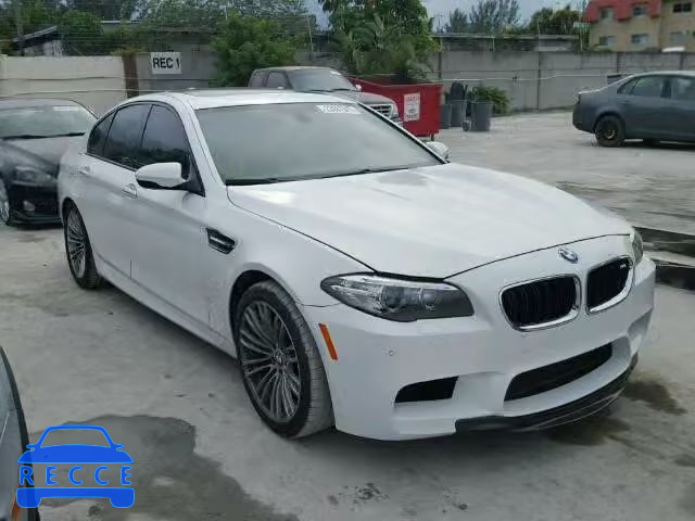 2014 BMW M5 WBSFV9C56ED593394 Bild 0