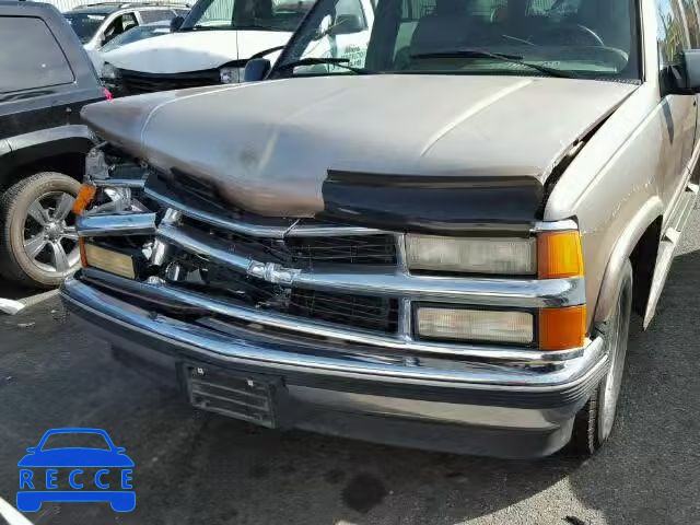 1995 CHEVROLET SUBURBAN 1GNEC16KXSJ316585 Bild 9